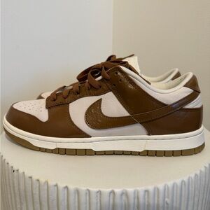Nike Dunks (Brown)